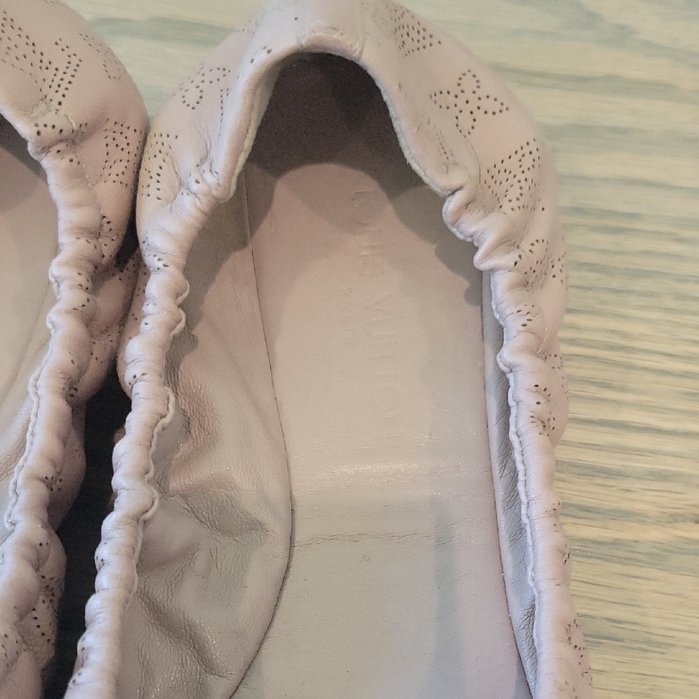 Louis Vuitton Ballet Flats - Picture 3 of 16